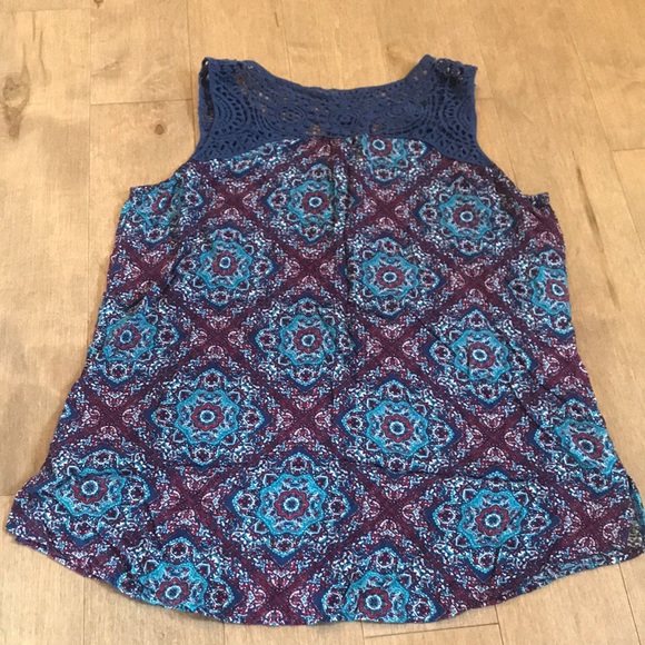 Ricki’s Sleeveless top - Picture 3 of 3